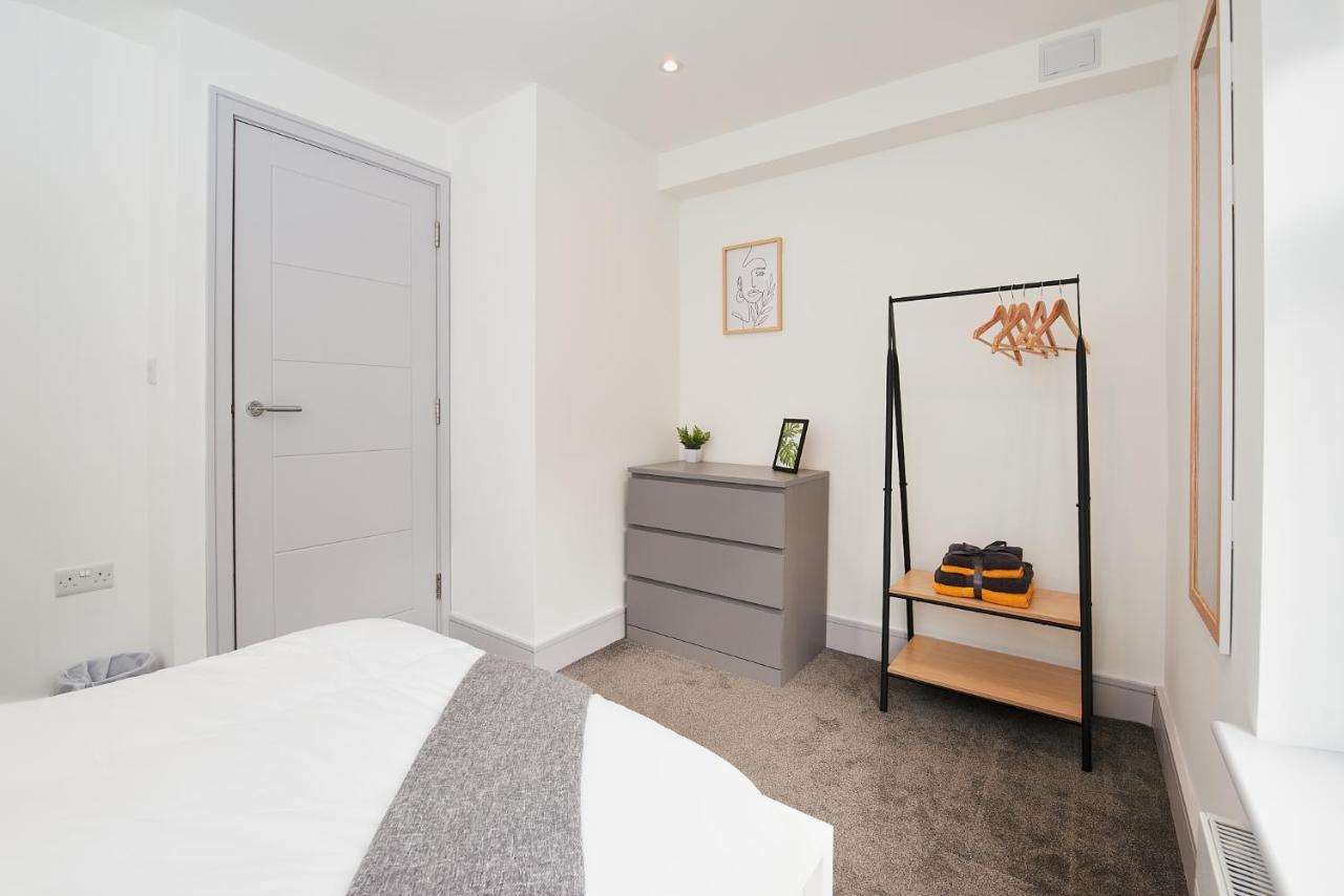 High Spec 2 Bed Apartment W/Parking Available Londra Dış mekan fotoğraf